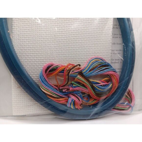 5/$25 Happiness is Being Grandma Lucy Counted Cross Stitch Kit 7636 NRFP - Picture 5 of 6